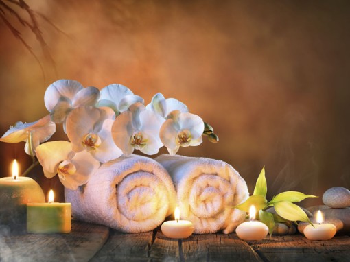 Spa – Couple Towels With Candles And Orchid